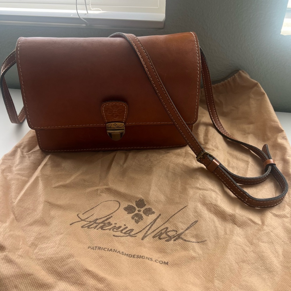 Patricia Nash Tan Leather Messenger Bag
